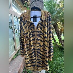 Fashion Nova Black and Gold Woman's Dress